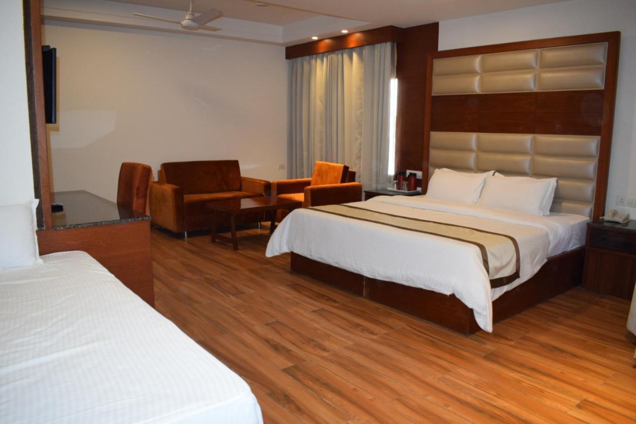 Hotel Ambica Katra Katra  Eksteriør bilde