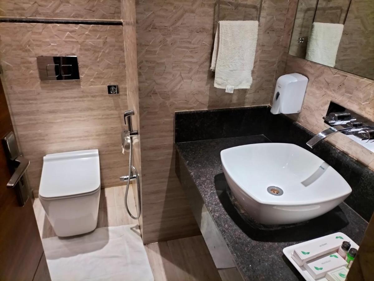 Hotel Ambica Katra Katra  Eksteriør bilde