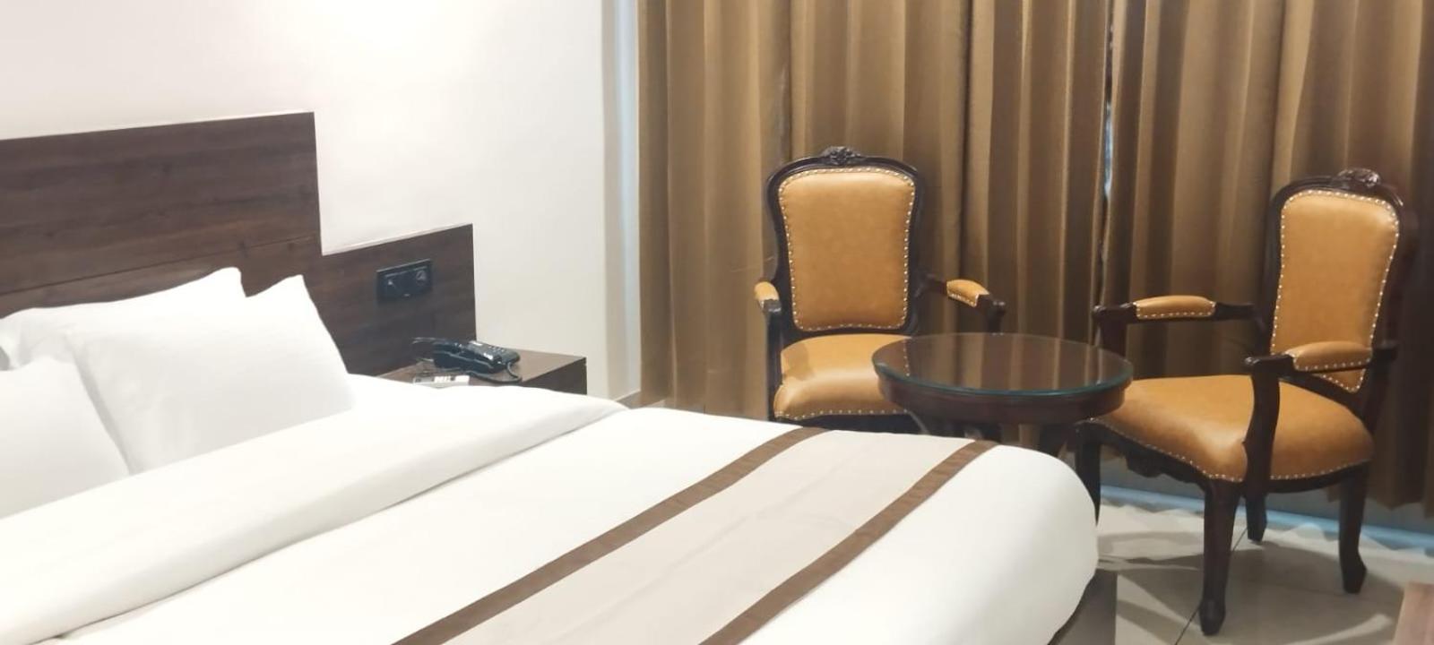 Hotel Ambica Katra Katra  Eksteriør bilde