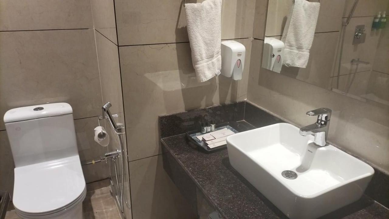 Hotel Ambica Katra Katra  Eksteriør bilde